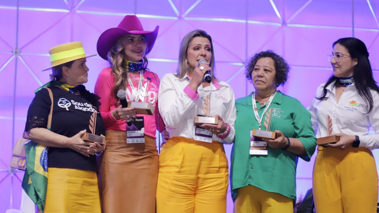 Edi O Do Congresso Nacional Das Mulheres Do